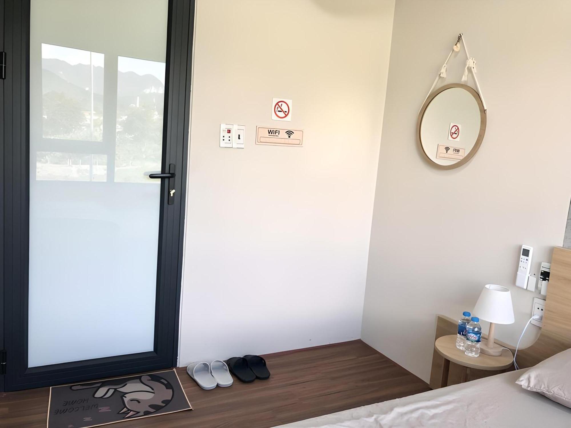 Tit Mit Homestay カオバン エクステリア 写真