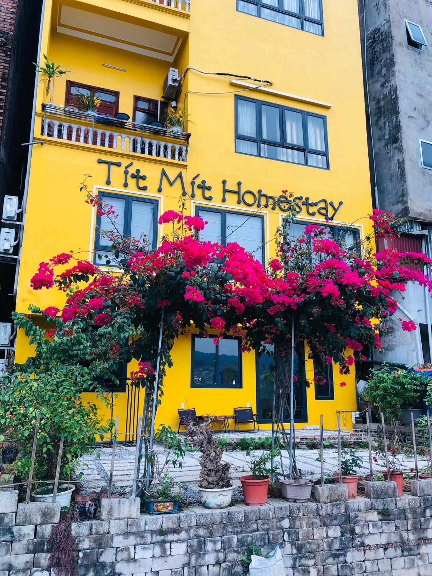 Tit Mit Homestay カオバン エクステリア 写真